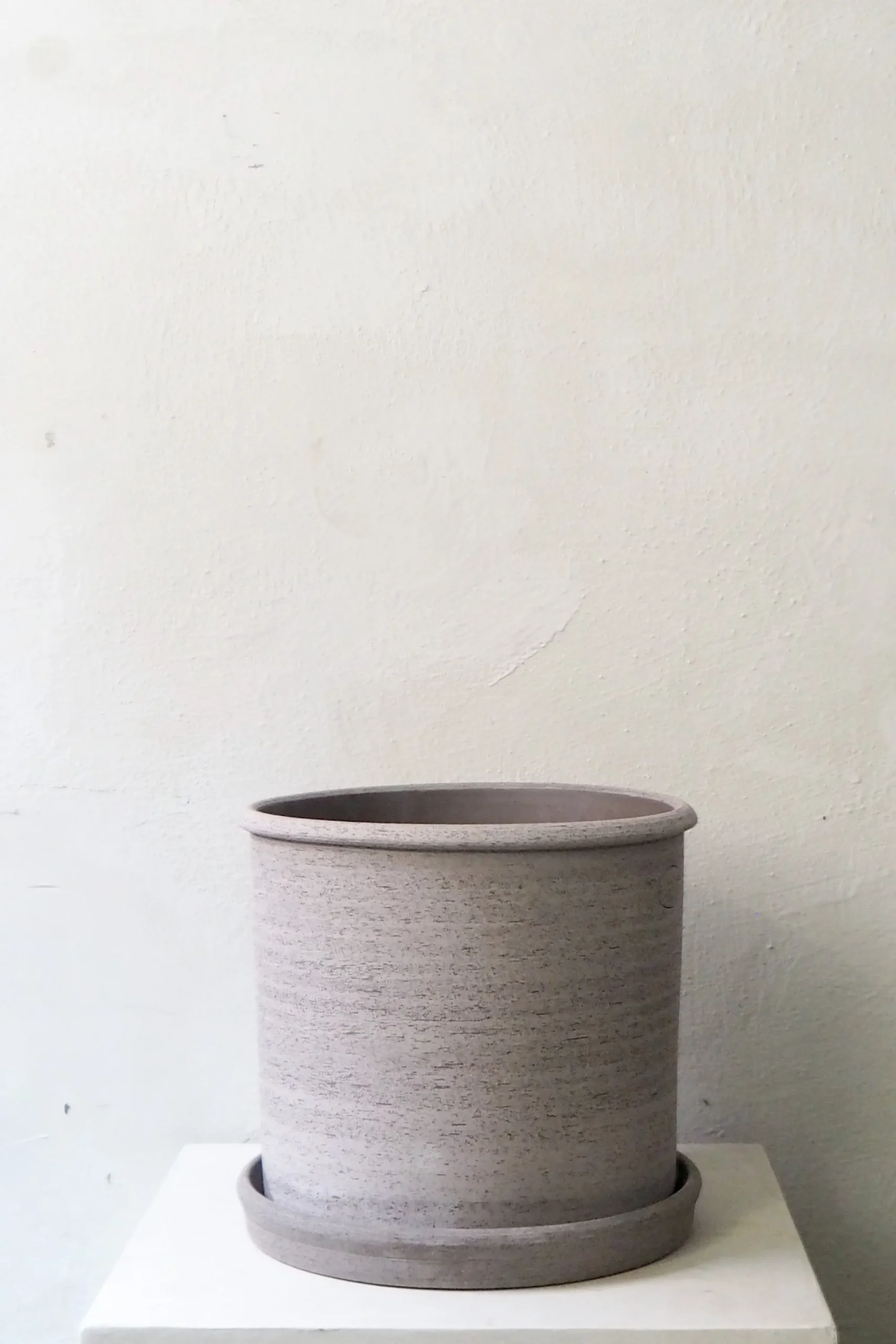 PLANT Modena gulvkrukke - raw grey Hot